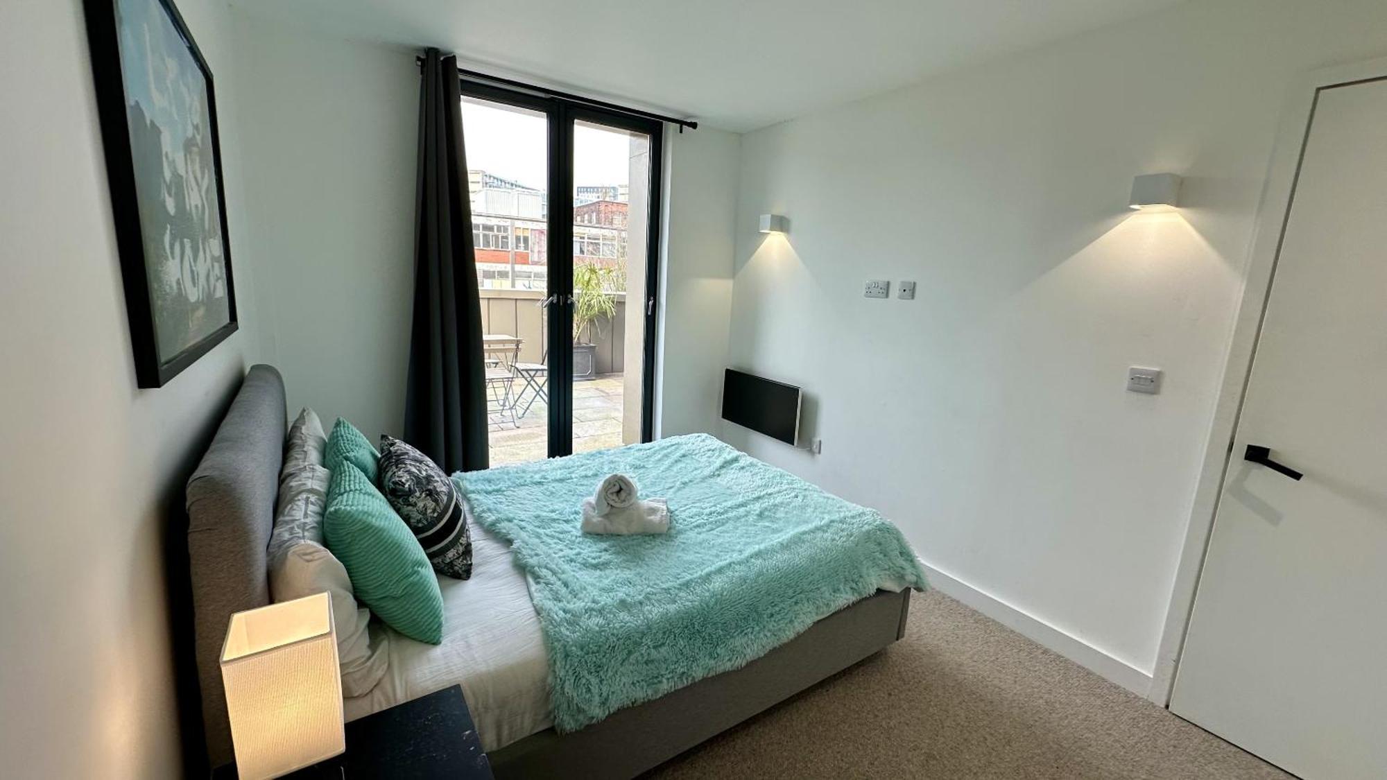 Lux Livin' Apartments - Luxury 2 Bed Apartment With Sky Garden Manchester Esterno foto