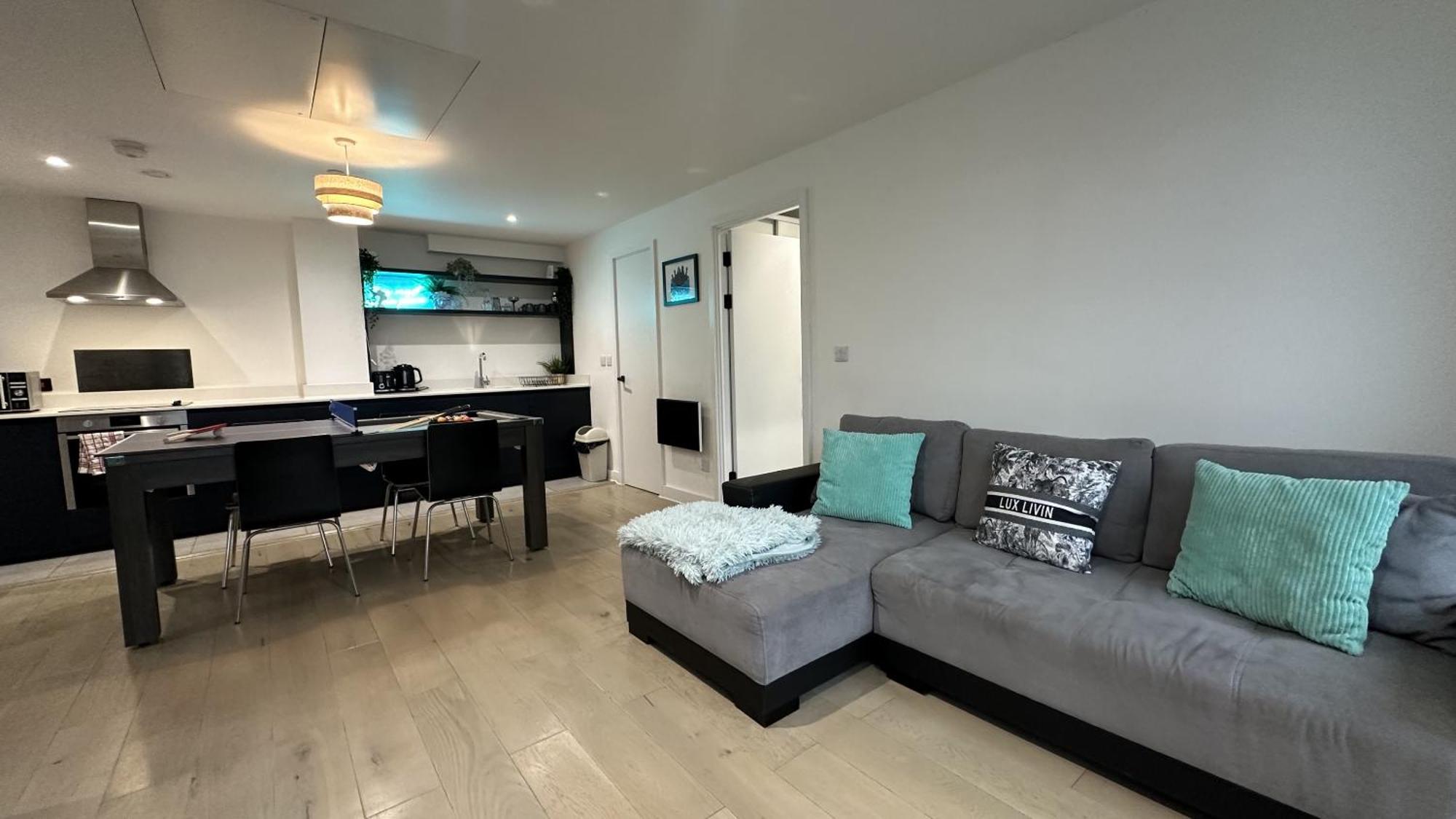 Lux Livin' Apartments - Luxury 2 Bed Apartment With Sky Garden Manchester Esterno foto