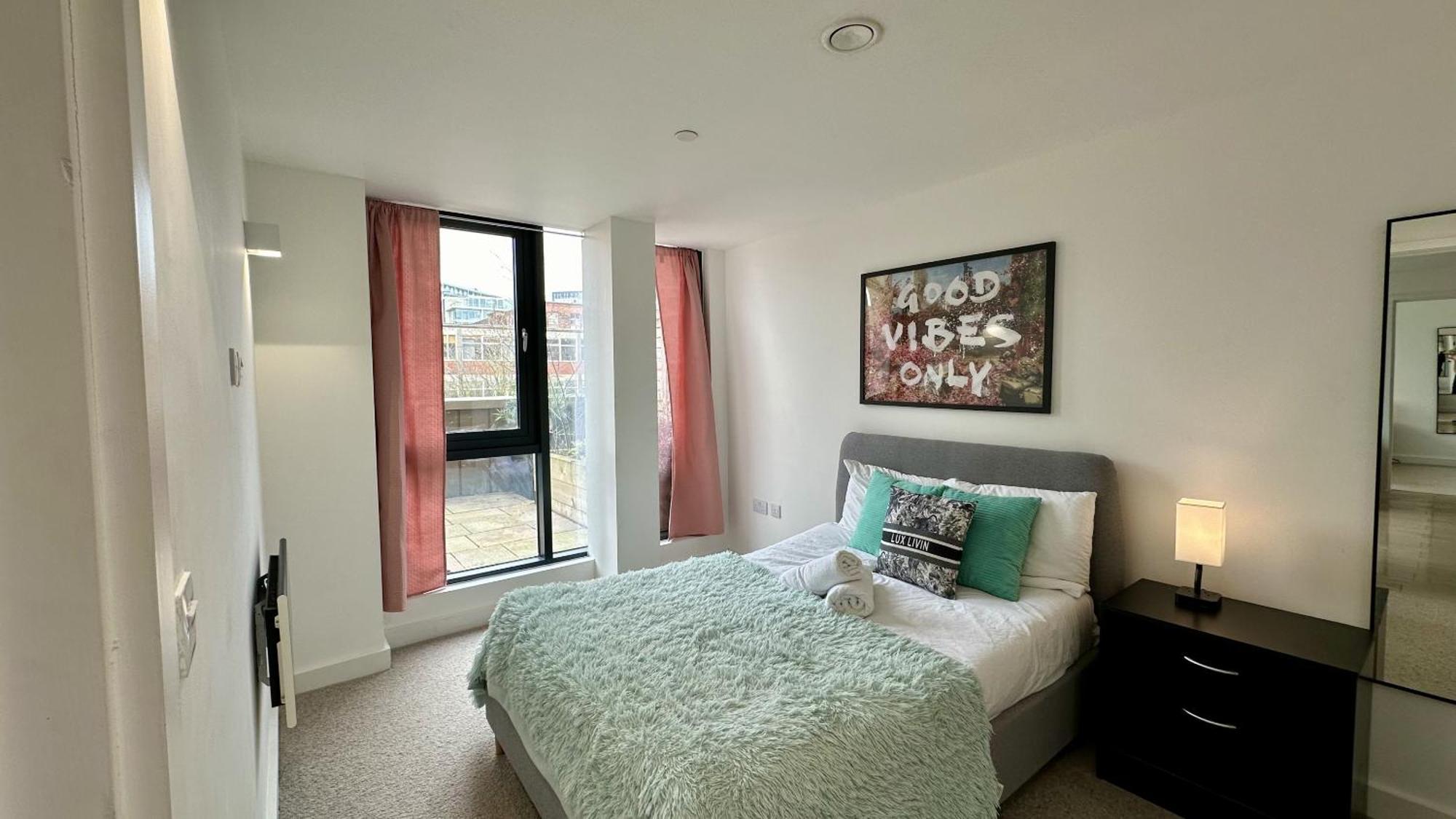 Lux Livin' Apartments - Luxury 2 Bed Apartment With Sky Garden Manchester Esterno foto