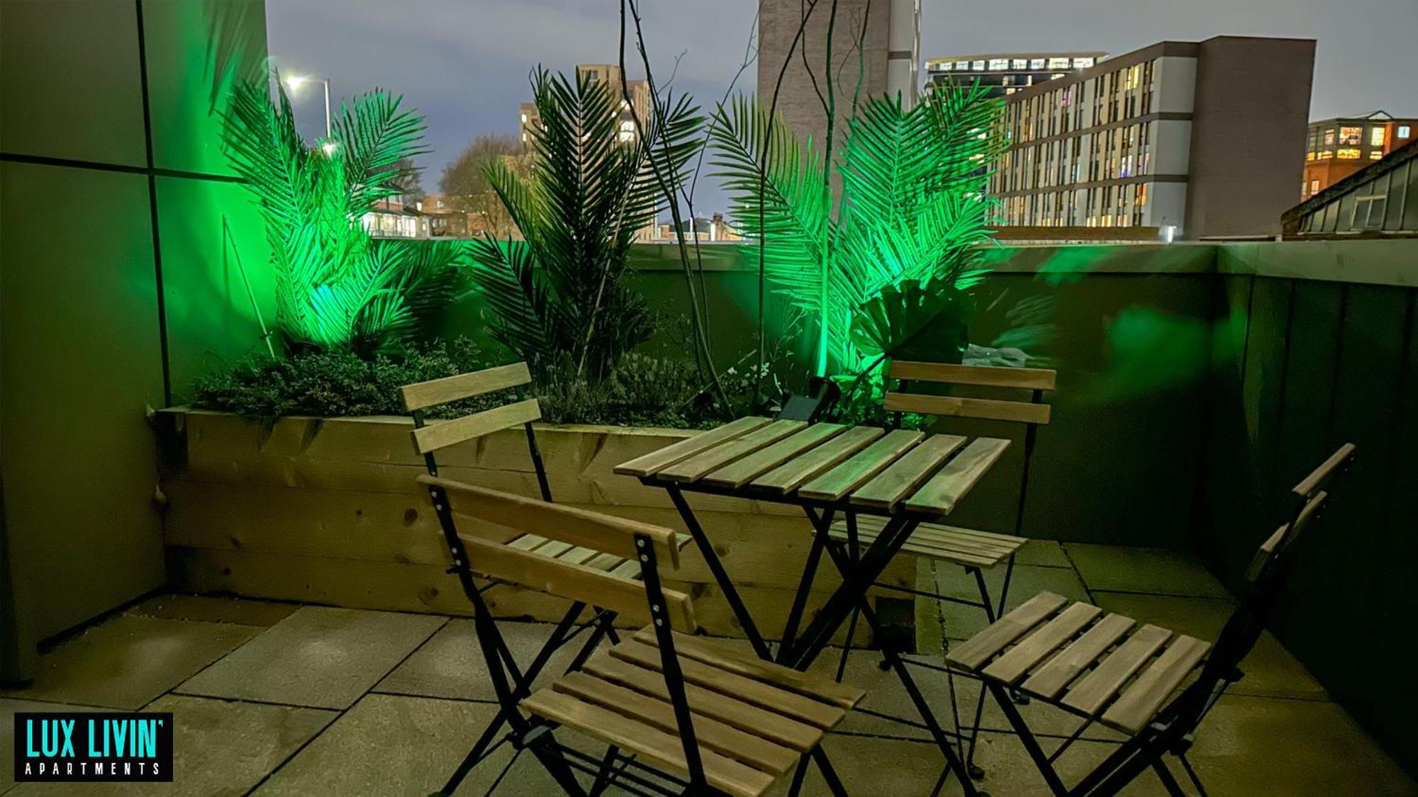 Lux Livin' Apartments - Luxury 2 Bed Apartment With Sky Garden Manchester Camera foto